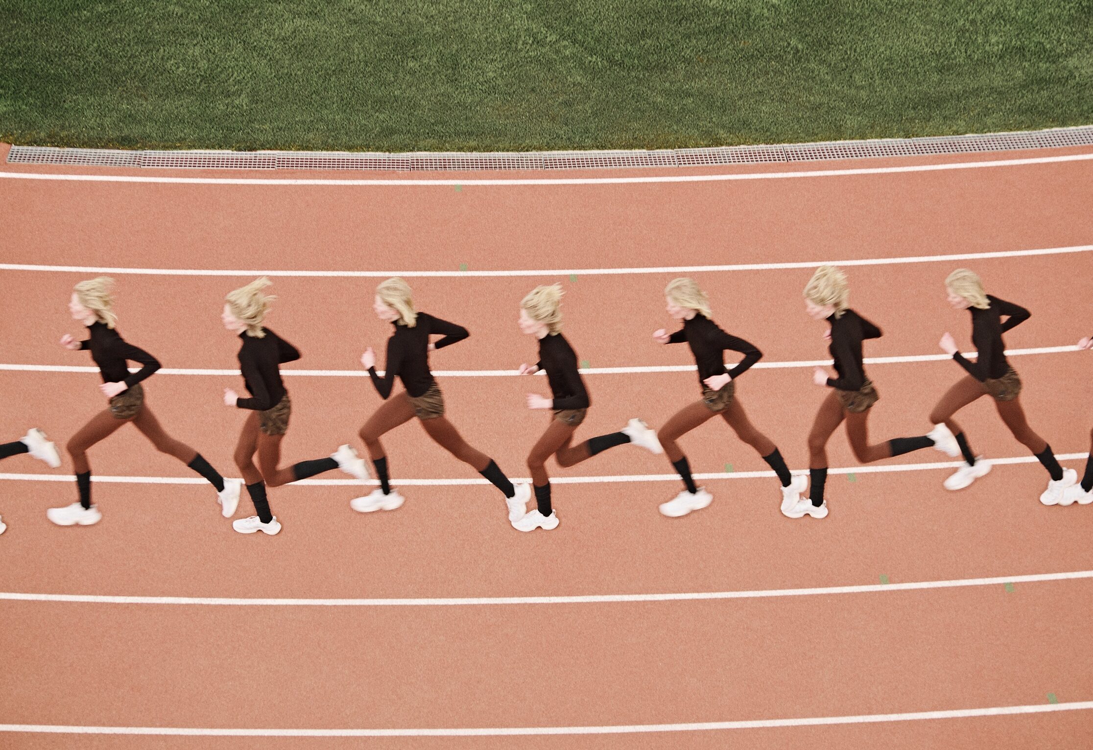 Η ena athletics φέρνει την performance φιλοσοφία της στην INTERSPORT