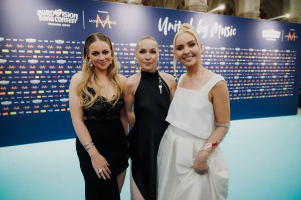 https://www.instagram.com/eurovision/