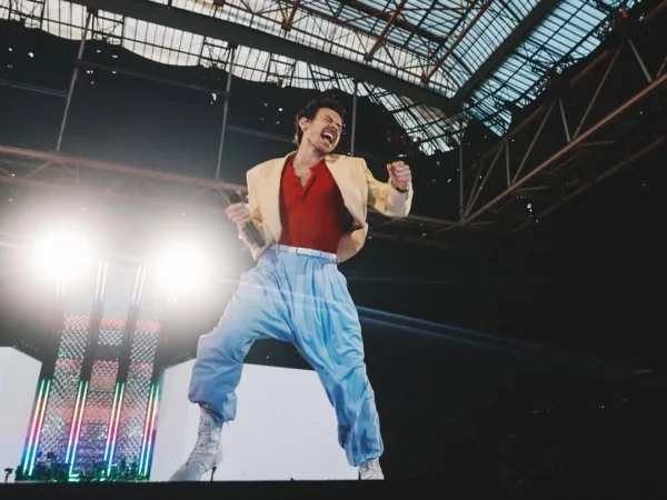 https://www.instagram.com/harrystyles/
