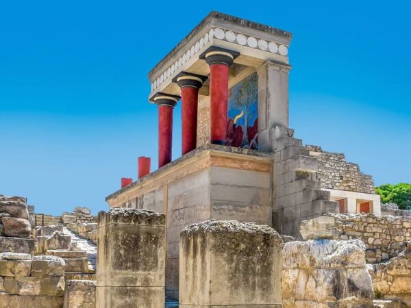 Ιστορική στιγμή στην Κρήτη: Η πρώτη πινακίδα UNESCO στα Μάλια για τα Μινωικά Ανάκτορα