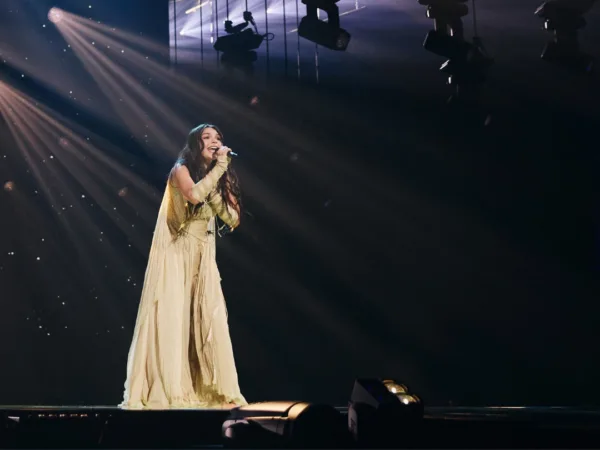 https://www.instagram.com/eurovision/