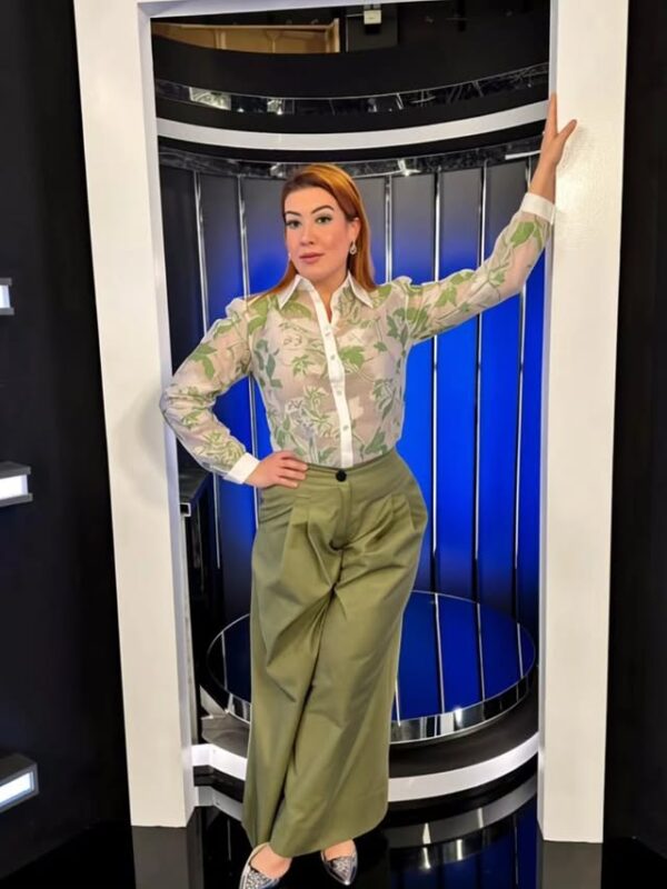 https://www.instagram.com/mariloukatsafadou/
