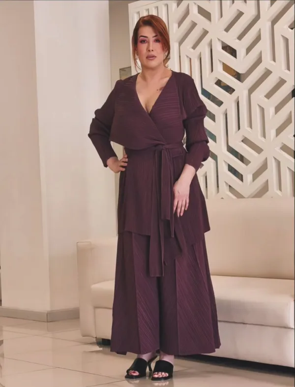 https://www.instagram.com/mariloukatsafadou/