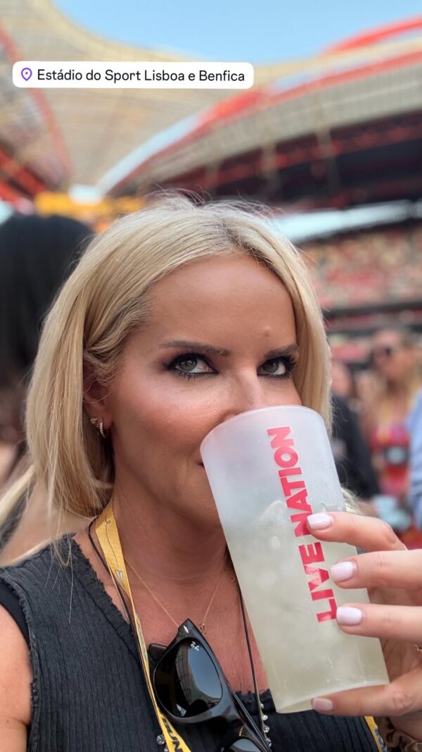 https://www.instagram.com/mariampekatwrou/
