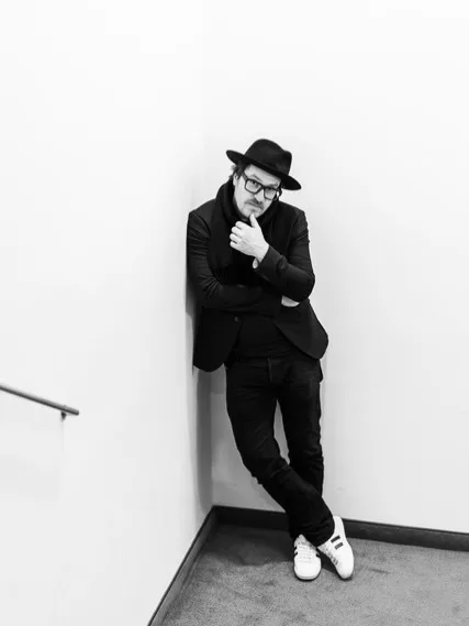 https://www.instagram.com/parovstelarofficial/