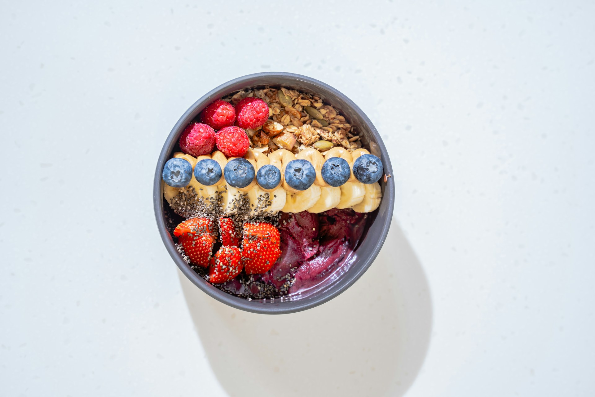Το power bowl που σε κρατάει χορτάτο όλη μέρα – Η πιο έξυπνη επιλογή για πρωινό ενέργειας