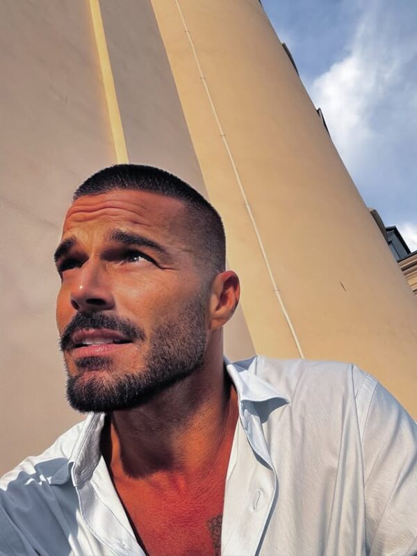 https://www.instagram.com/ricky_martin