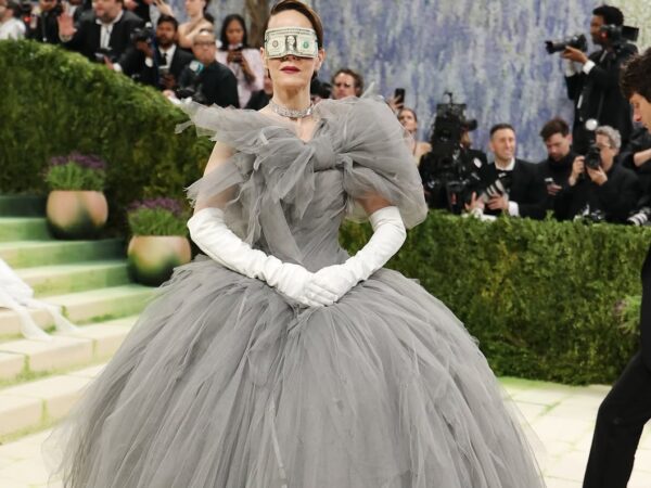 Η Sarah Paulson έκανε την πιο ακραία fashion δήλωση στο Met Gala 2026