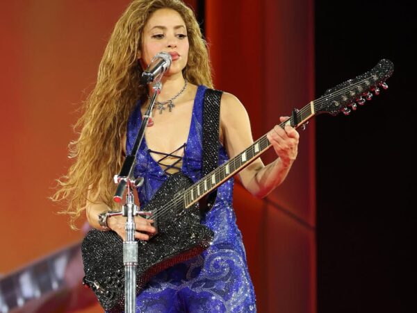 Shakira: Η «βασίλισσα του Μουντιάλ» επιστρέφει με νέο ύμνο για το World Cup 2026