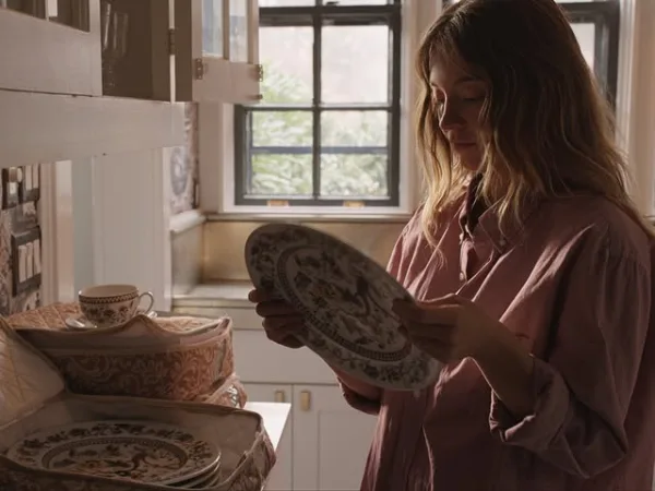 https://www.instagram.com/housemaidmovie/