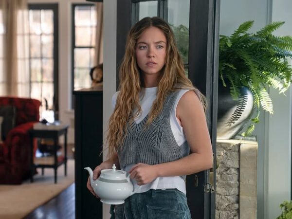 Το «The Housemaid» με τη Sydney Sweeney μεταφέρεται στο θέατρο
