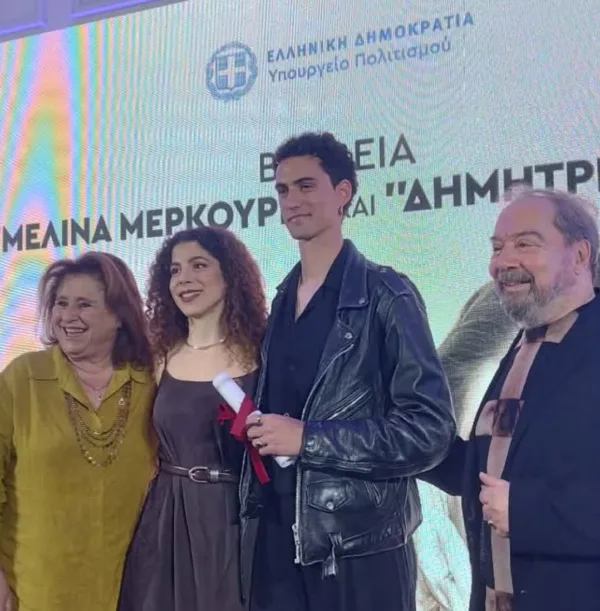 https://www.instagram.com/vasilismpoutsikos/