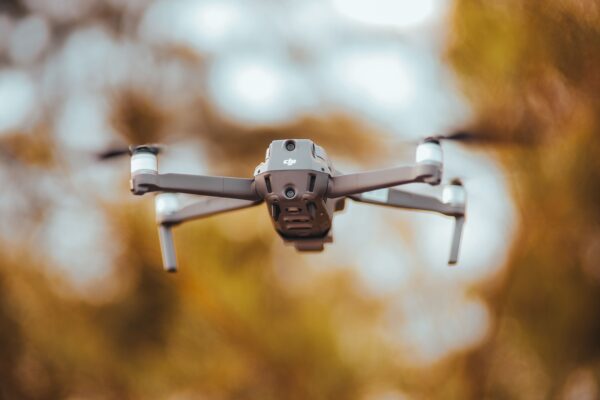 Πώς να διαλέξεις το ιδανικό drone για τις καλοκαιρινές σου διακοπές
