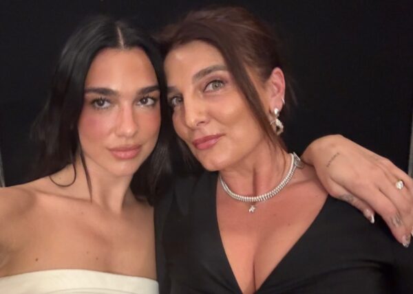 Dua Lipa: Η συγκινητική ανάρτηση για τα 54α γενέθλια της μητέρας της