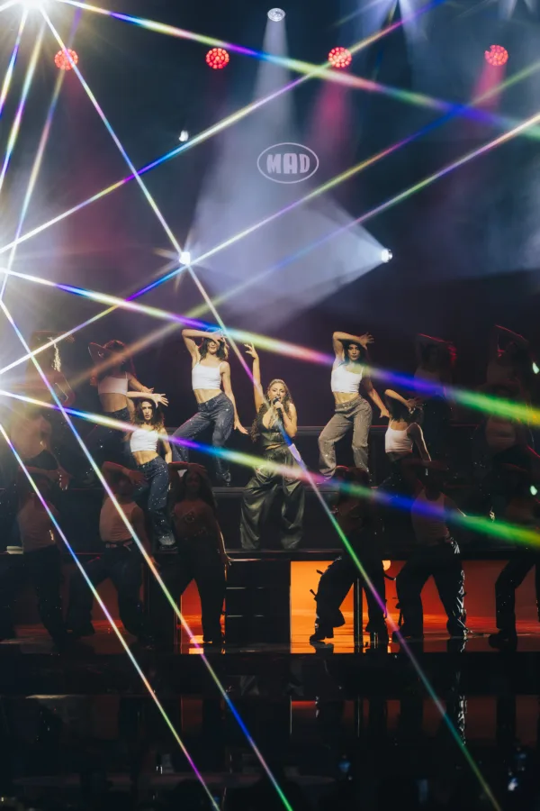 elena_paparizou_mad_vma_live
