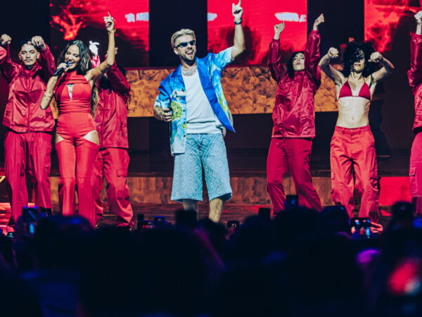 MAD VMA 2026 από την ΔΕΗ: Ο FY και η Ρία Ελληνίδου μόλις «σήκωσαν» το Tae Kwon Do με ένα act που έκλεψε τις εντυπώσεις
