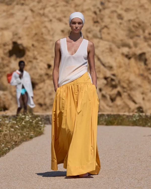 jacquemus_ss_26_lebourhen (1)