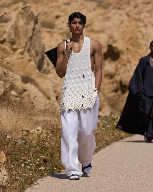 https://www.instagram.com/jacquemus/