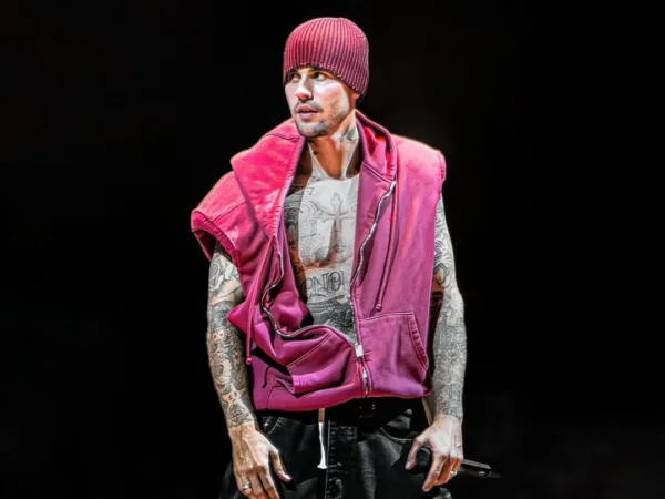 https://www.instagram.com/lilbieber/