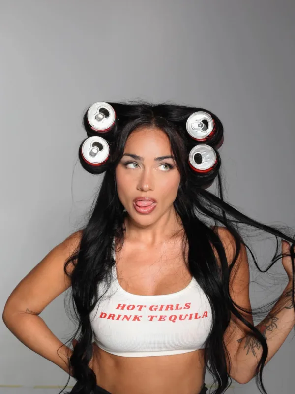 https://www.instagram.com/kmetaxa/