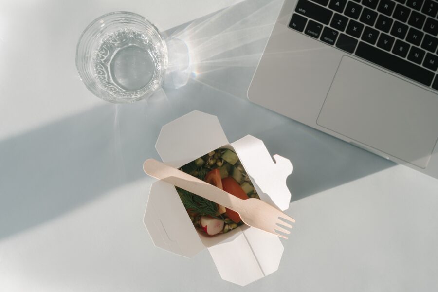 Καλοκαιρινό lunch box: 3 εύκολες ιδέες για το γραφείο