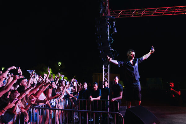 Photos: Akim Tsatsoulis