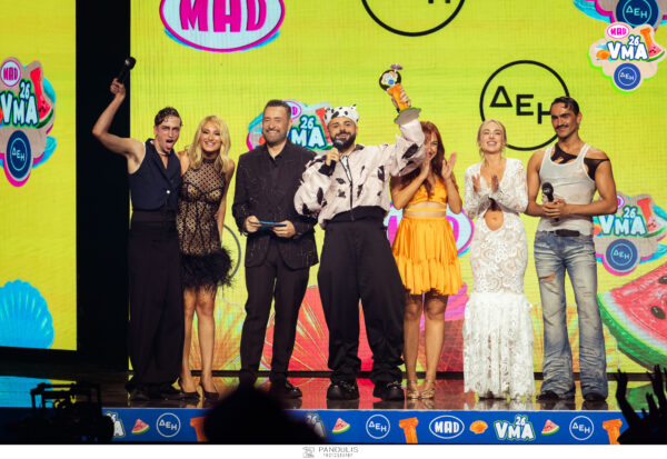 mad vma 2026 akylas kaluteros protoemfanizomenos