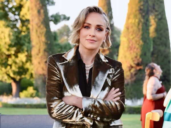 Sharon Stone: «Το Euphoria πρέπει να προβάλλεται στα σχολεία» – Η προσωπική τραγωδία πίσω από τα λόγια της