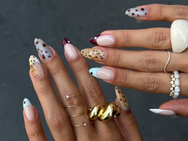 Summer nails 2026: Οι τάσεις που θα μονοπωλήσουν το ενδιαφέρον σου