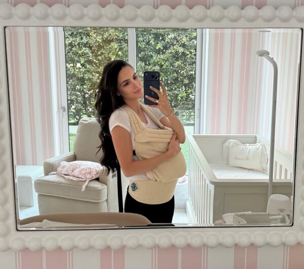Baby fever! Το Instagram «έλιωσε» με τη νέα οικογενειακή ανάρτηση της Αλεξάνδρας Νίκα