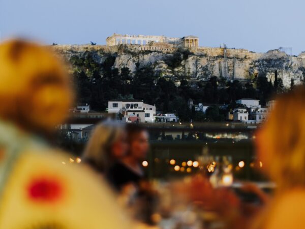Δεν ξέρεις τι να κάνεις με την παρέα σου στην Αθήνα; 4 αθηναϊκά στέκια που πρέπει να εντάξεις στο bucket list σου