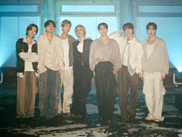 BTS: Το νέο video clip του «NORMAL» μόλις προσγειώθηκε αποκλειστικά στο Spotify