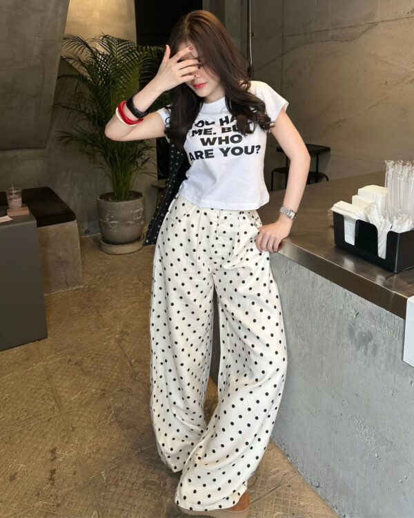 baby_tee_outfit