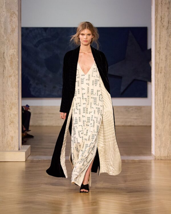 fendi_fashion_show_couture