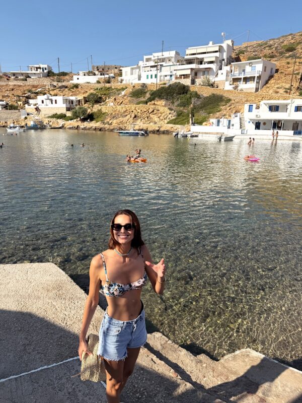 https://www.instagram.com/ilianapapageorgiou/