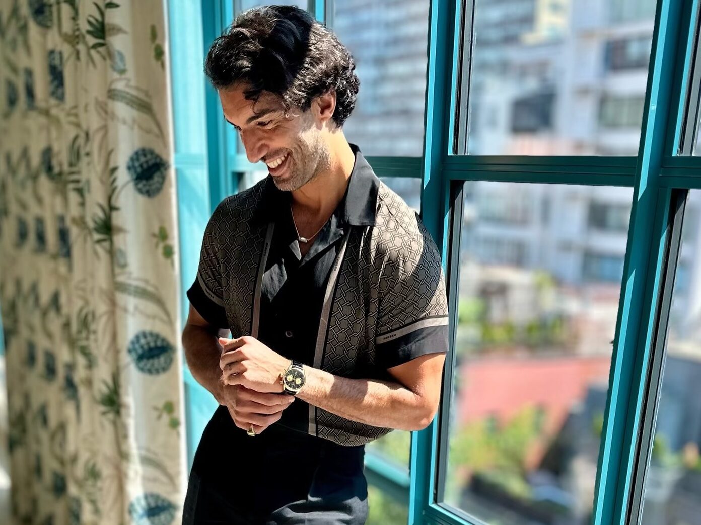 Μετά από 2 χρόνια σιωπής, ο Justin Baldoni μιλά για τη διαμάχη με την Blake Lively