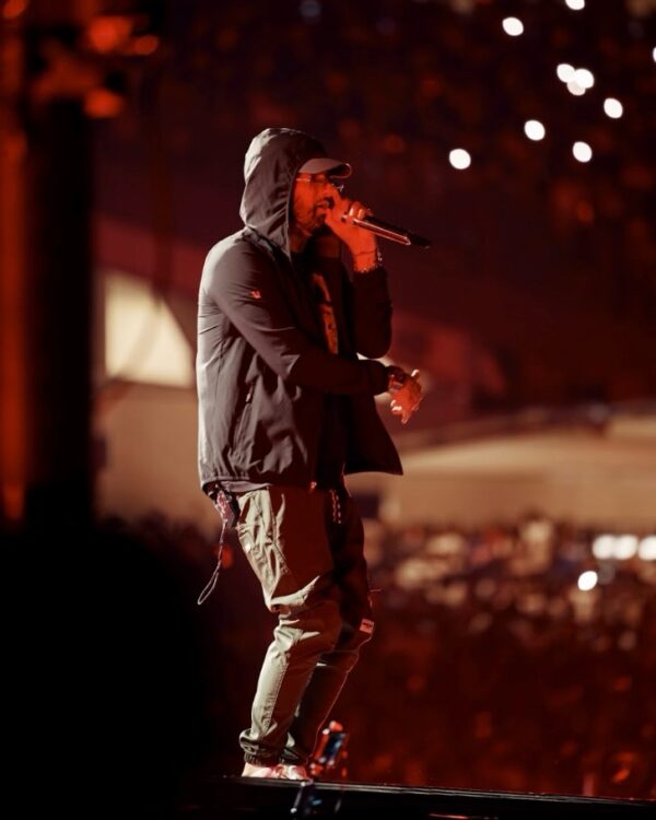 https://www.instagram.com/billboardhiphop/