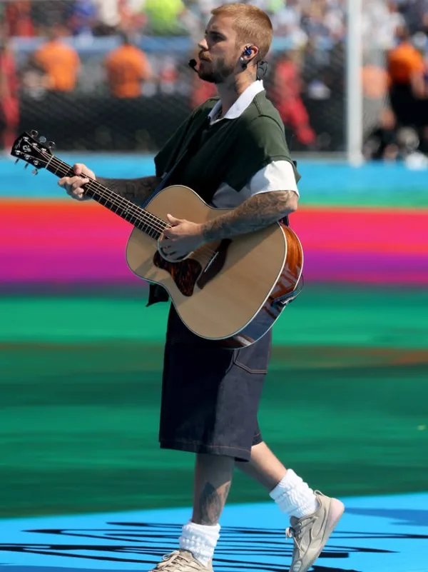 https://www.instagram.com/lilbieber/