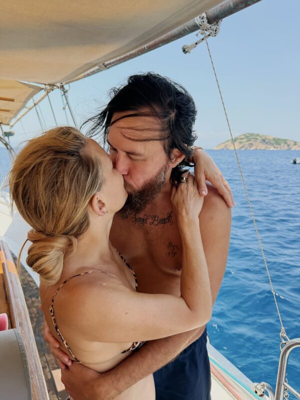 https://www.instagram.com/katehudson/