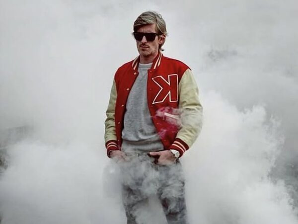Kavinsky: Πέθανε στα 50 του ο δημιουργός του εμβληματικού «Nightcall»