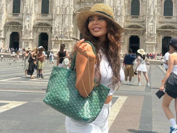 kelly_kelekidou_milano