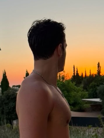 https://www.instagram.com/argiros_konstantinos/?hl=el