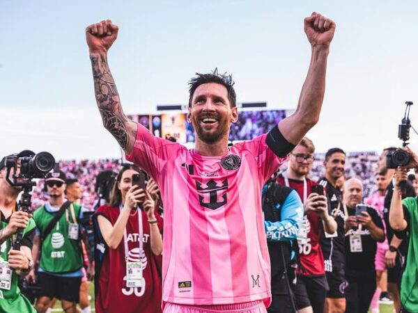 «Spider-Man»: Το crossover του Messi με τη Marvel που «έριξε» το internet