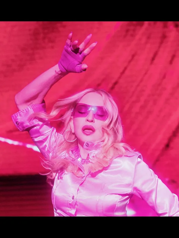 https://www.instagram.com/madonna/