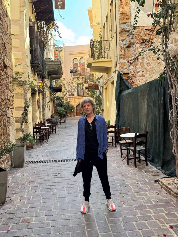 https://www.instagram.com/mickjagger/