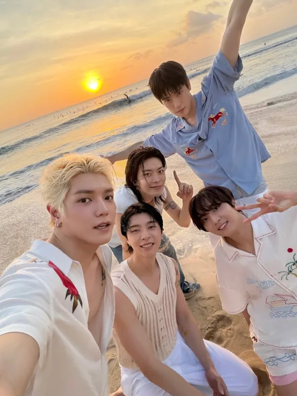 https://www.instagram.com/nct127/