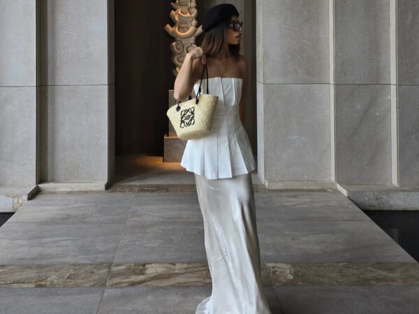 saten_fousta_outfit