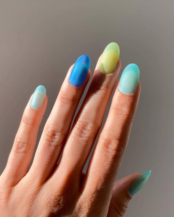 sea_glass_nails_trend