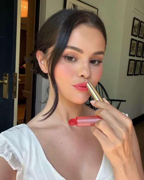 selena_gomez_koralli_xili