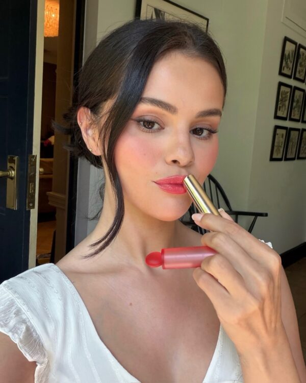 selena_gomez_koralli_xili